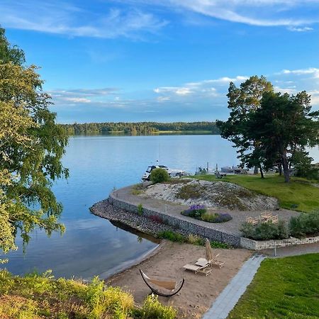 أوبسالا Bastuviken Bed And Breakfast المظهر الخارجي الصورة