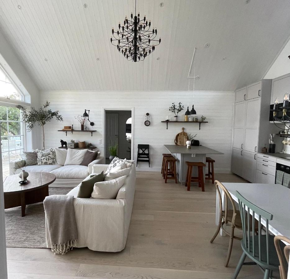 أوبسالا Bastuviken Bed And Breakfast المظهر الخارجي الصورة
