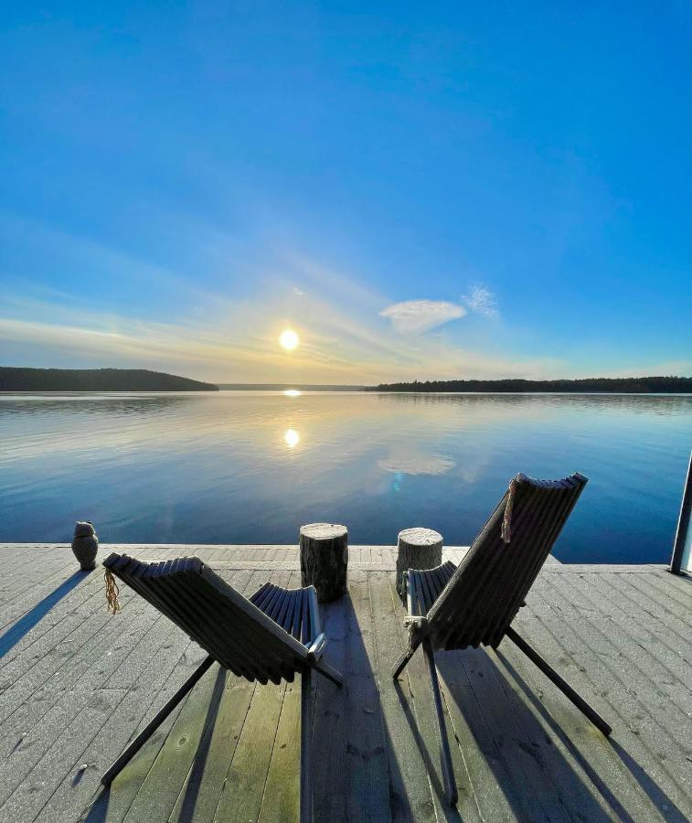 أوبسالا Bastuviken Bed And Breakfast المظهر الخارجي الصورة