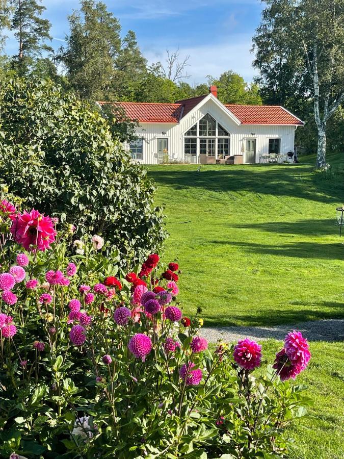 أوبسالا Bastuviken Bed And Breakfast المظهر الخارجي الصورة